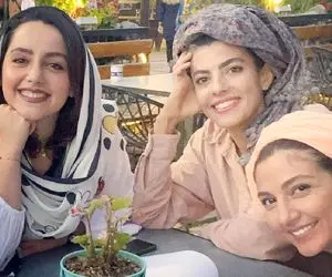 کافه بازی های نازنین بیاتی و حدیث میرامینی!