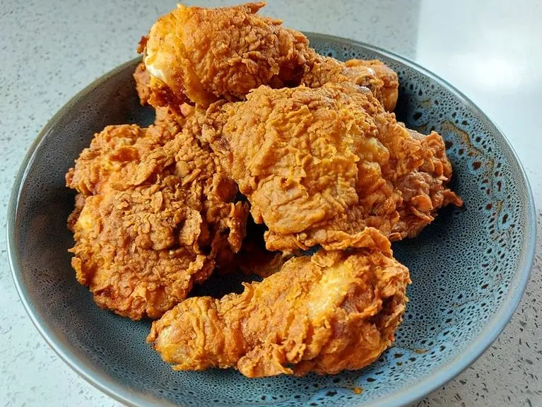 آموزش آشپزی؛ خوشمزه ترین مرغ سوخاری به سبک kfc