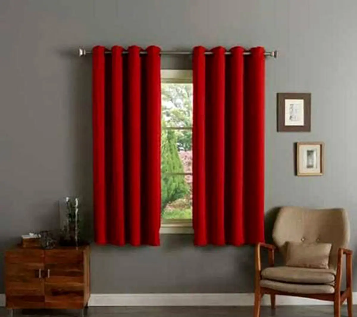 red-curtain-11