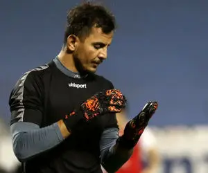 حامد لک نامزد بهترین دروازه بان لیگ قهرمانان آسیا