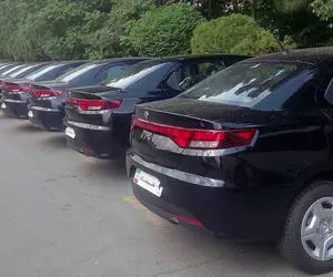 ایران خودرو از هر یک از محصولات خود چند دستگاه تولید کرد؟