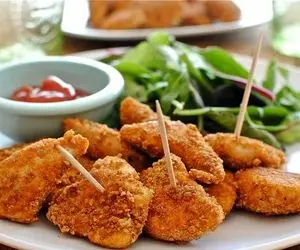 طرز تهیه "ناگت مرغ" خوشمزه به سبک رستوران ها؛ بدون مواد نگه دارنده