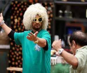 سکانس خندان/شهرامو خروس کردن/علی صادقی بهش میگه بیشترین شباهت ژنی به خروسو داری