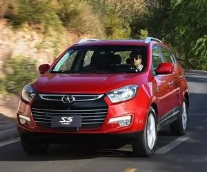 اختلاف قیمت جک s5 در کارخانه و بازار؛ آمار عجیب سامانه یکپارچه درباره این خودرو 