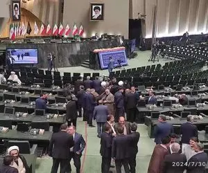 صحن غیرعلنی نمایندگان مجلس با تیم اقتصادی دولت ادامه دارد