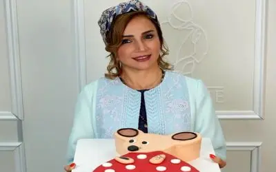 سوانح عمر؛ تولد48 سالگی شبنم قلی خانی با دختر، همسرش و دسترنج خودش با سمبل مدرسه موشا