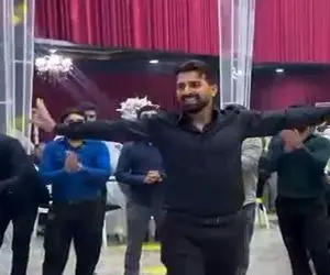 آواز شاد؛ تمرکزی که این آقا رو حرکات سریع پاهاش داره رو درسش داشت الان آکسفور بود