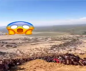 عجایب شهر؛ پسر بلوچ رو شیب 180 درجه کوه پشتک میزنه تا پایین جاذبه حالیش نیست