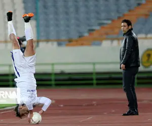 تارتار: اگر اوت دستی بد است چرا تیم های دیگر دنبال «محمدی» هستند؟