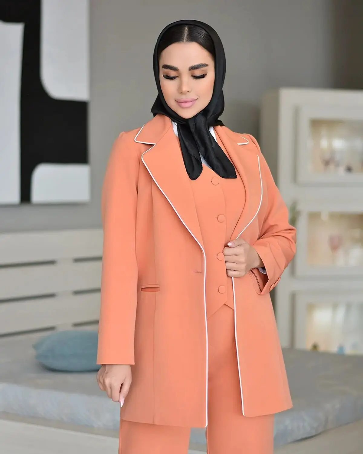 مانتو چه رنگی مده