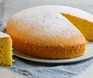 آموزش آشپزی؛ کیک 5 دقیقه ای بدون آرد و روغن و کره