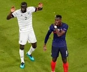 حرکت عجیب بازیکن آلمان مقابل پوگبا +عکس و فیلم