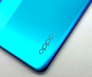 اوپو و گوشی هوشمند منحصر به فرد با دوربین جمع شونده! 