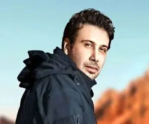 آواز خیابانی؛ زیرخاکی از محسن چاوشی ببینید چه زیبا و دلنشین تو شرایط سخت میخونه!