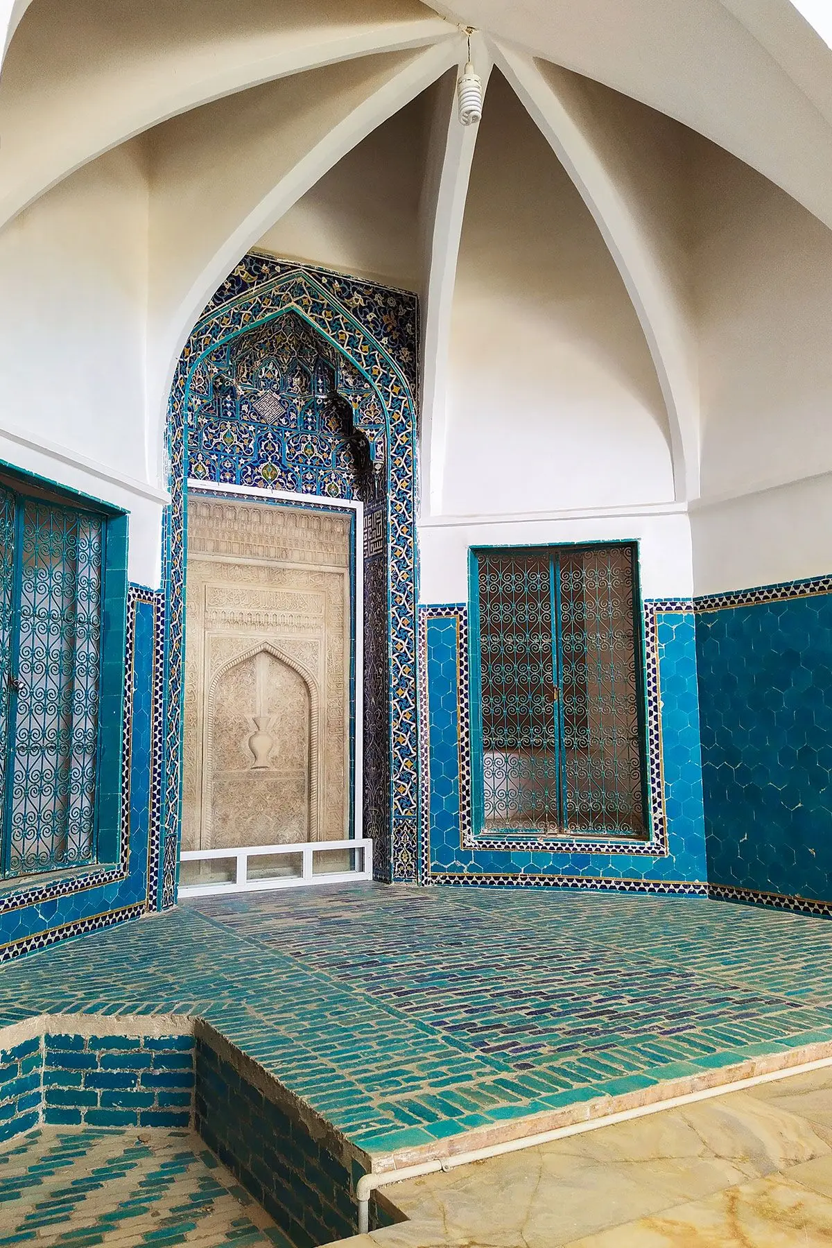 pofjhjflj