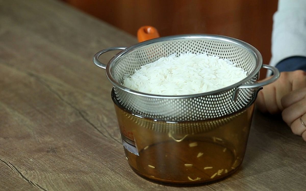 آبکش کردن برنج