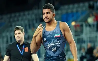 غلامرضا فرخی در کمتر از یک ماه دومین طلای جهانی‌اش را در کشتی گرفت
