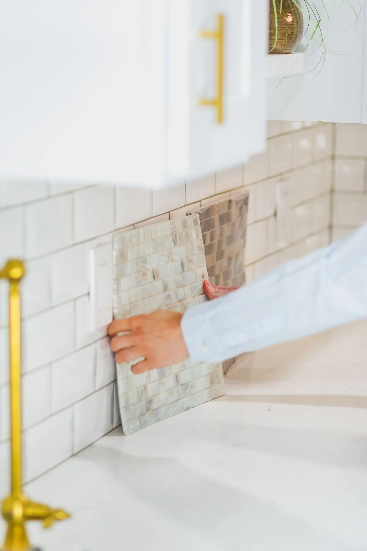 کاشی بین کابینتی مناسب کابینت سفید