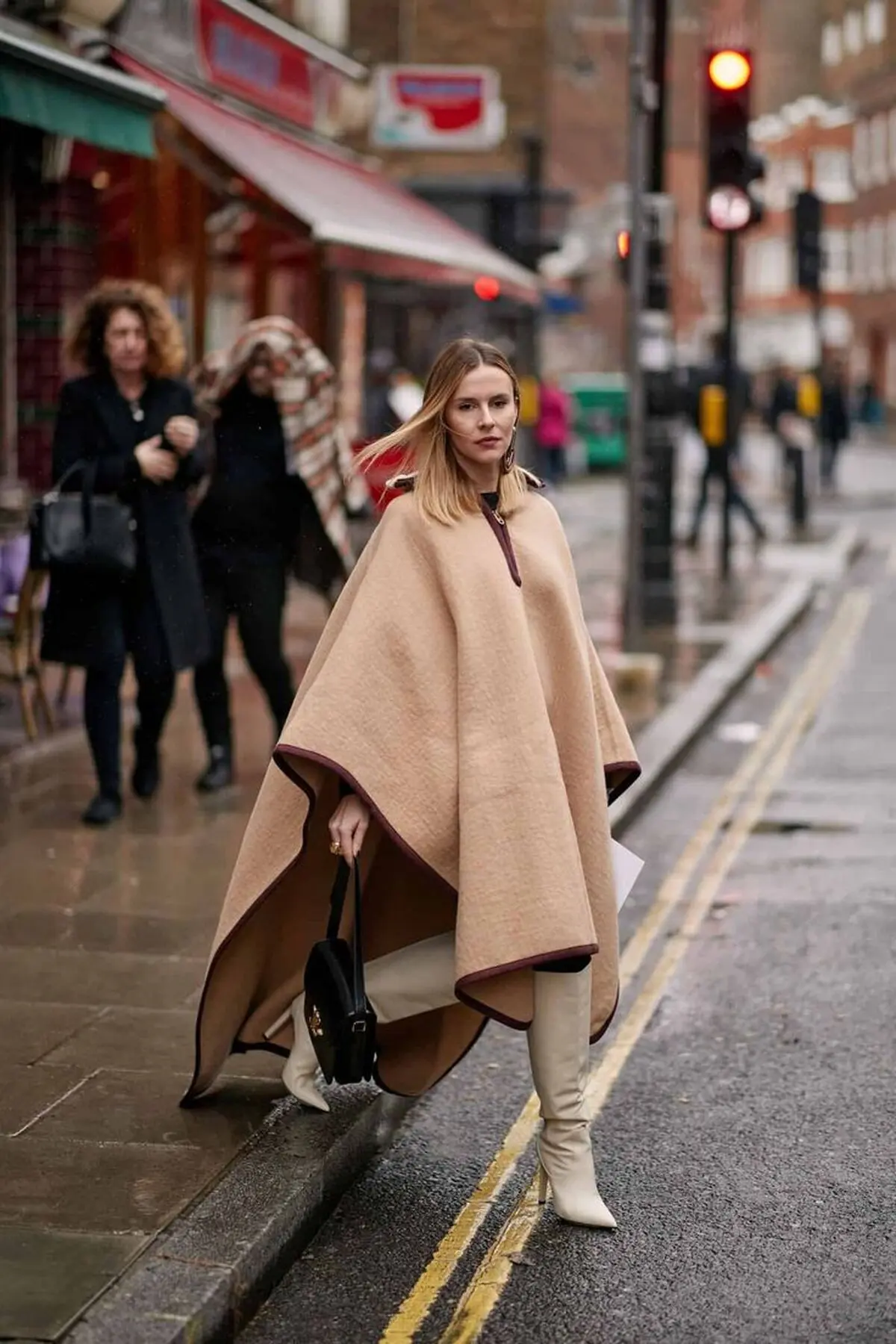 استایل با پانچو