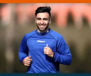 (عکس) چهره عجیب و خاص مهاجم محبوب استقلال!