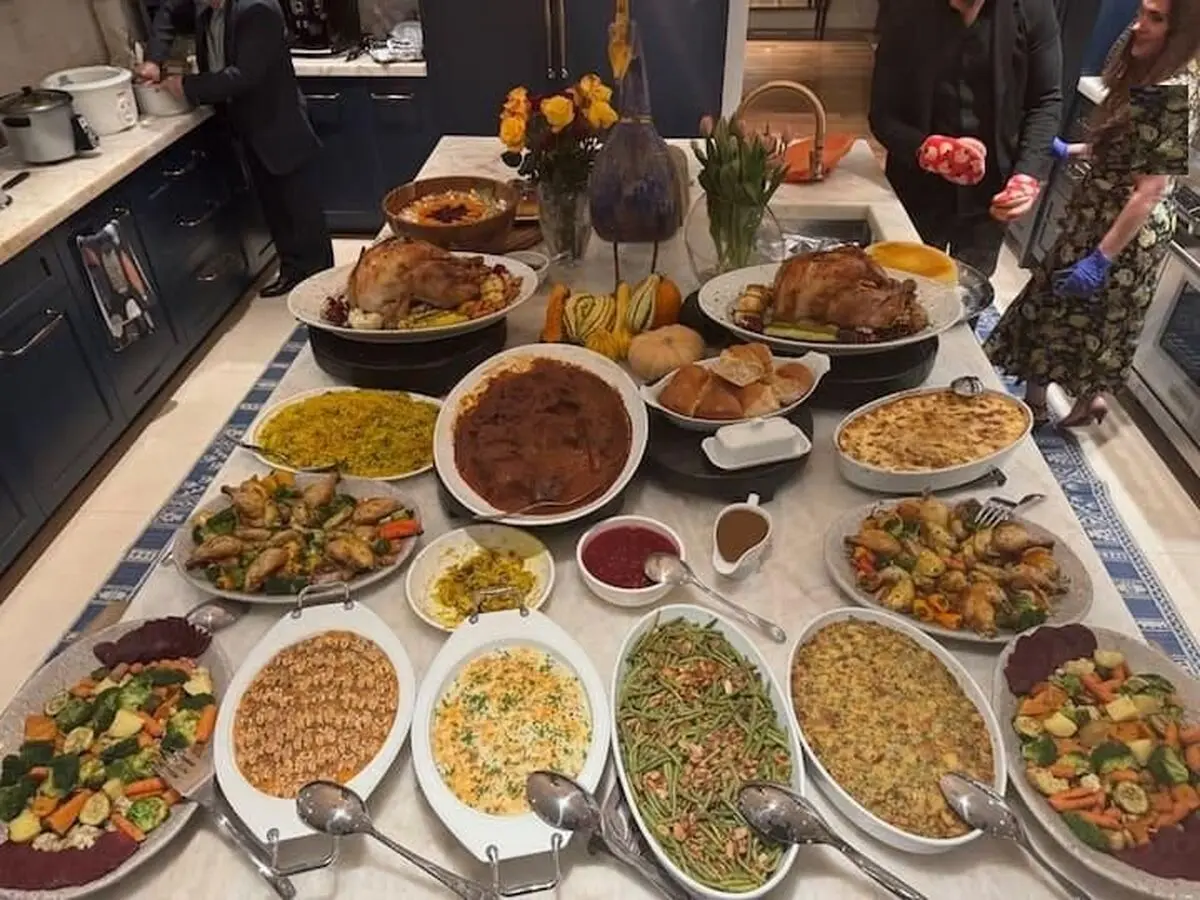 چیدمان میز شام ایرانی