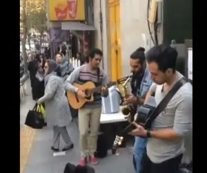 آواز خیابانی؛ ببینید این بند اجرای آهنگ مرتضی پاشایی چطور دل مردم رو خون کردن