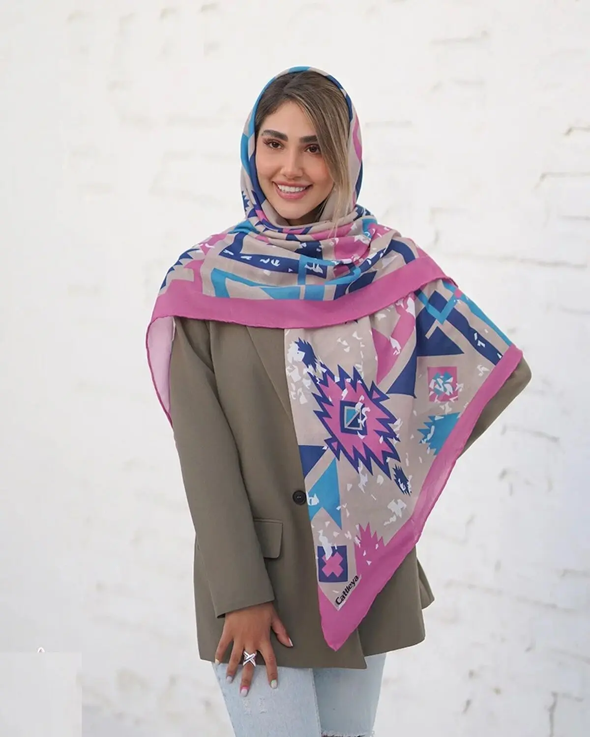 با مانتو کتی شال خوبه یا روسری