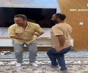 آواز شاد؛ مسابقه حرکات موزونه بین مردا یکیشون انگار دعوا داره بقیه نگاهش میکنن میترکن