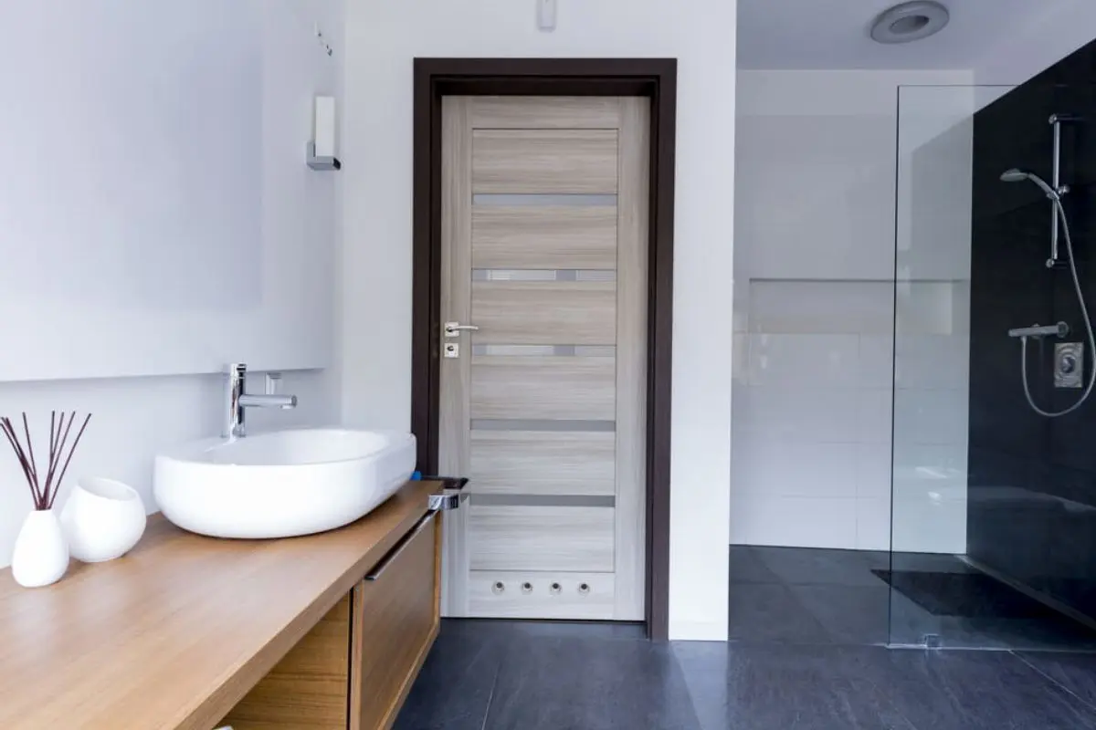 درب PVC (پی_وی_سی)