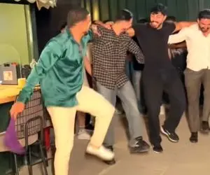 آواز محلاتی؛ پسرای همدانی چه کراشن ولی رقصشون انگار دعواست با خشونت میلرزونن