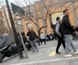تجمع در محدوده بازار تهران؛ حدود ۱۵۰ نفر در خیابان ناصر خسرو شعار دادند