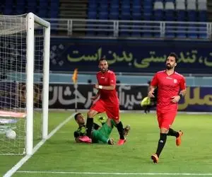 گل اول پدیده به پرسپولیس توسط قاسمی نژاد