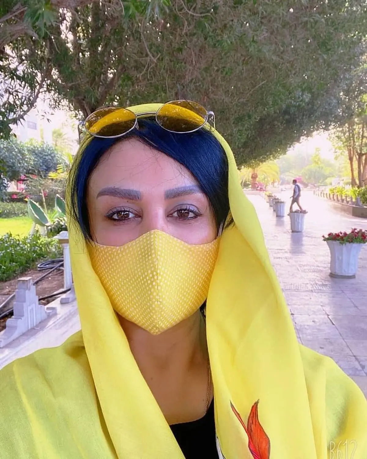 felor_nazari-yellow-1
