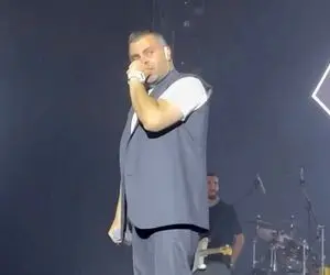 آواز جگرسوز؛ گوله گوله اشکای علیرضا طلیسچی تو کنسرت که تصویرسازی کرد از دلبر زیباش