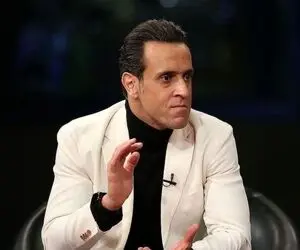 (عکس) کنایه جنجالی و تند علی کریمی به آقازاده‌های خارج‌نشین 