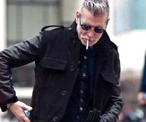 آواز شاد؛ پیرمرد سرخوش با رقص مایکل جکسونی با آهنگ من دلم پری رو میخواد غوغا کرد