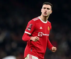 مدافع منچستریونایتد در رادار بارسلونا