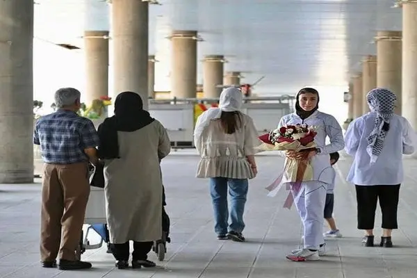 ناهید کیانی