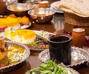 منوی دلاری در رستوران‌های لاکچری تهران!