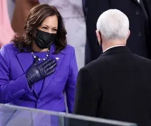 (عکس) اولین رویارویی کاملا هریس و مایک پنس