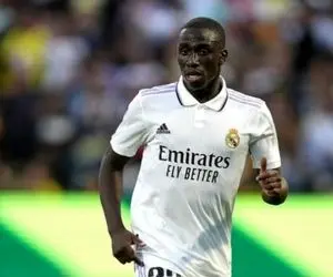 رئال مدافع محبوب زیدان را کنار می گذارد!