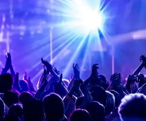 ویدیویی از داستان های حاشیه ساز درگیری در کنسرت خواننده‌ های لس‌ آنجلسی