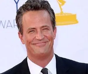 (ویدئو) نمایی از خانه متیو پری پس از یافتن جسد او؛ احتمال قتل وجود دارد؟