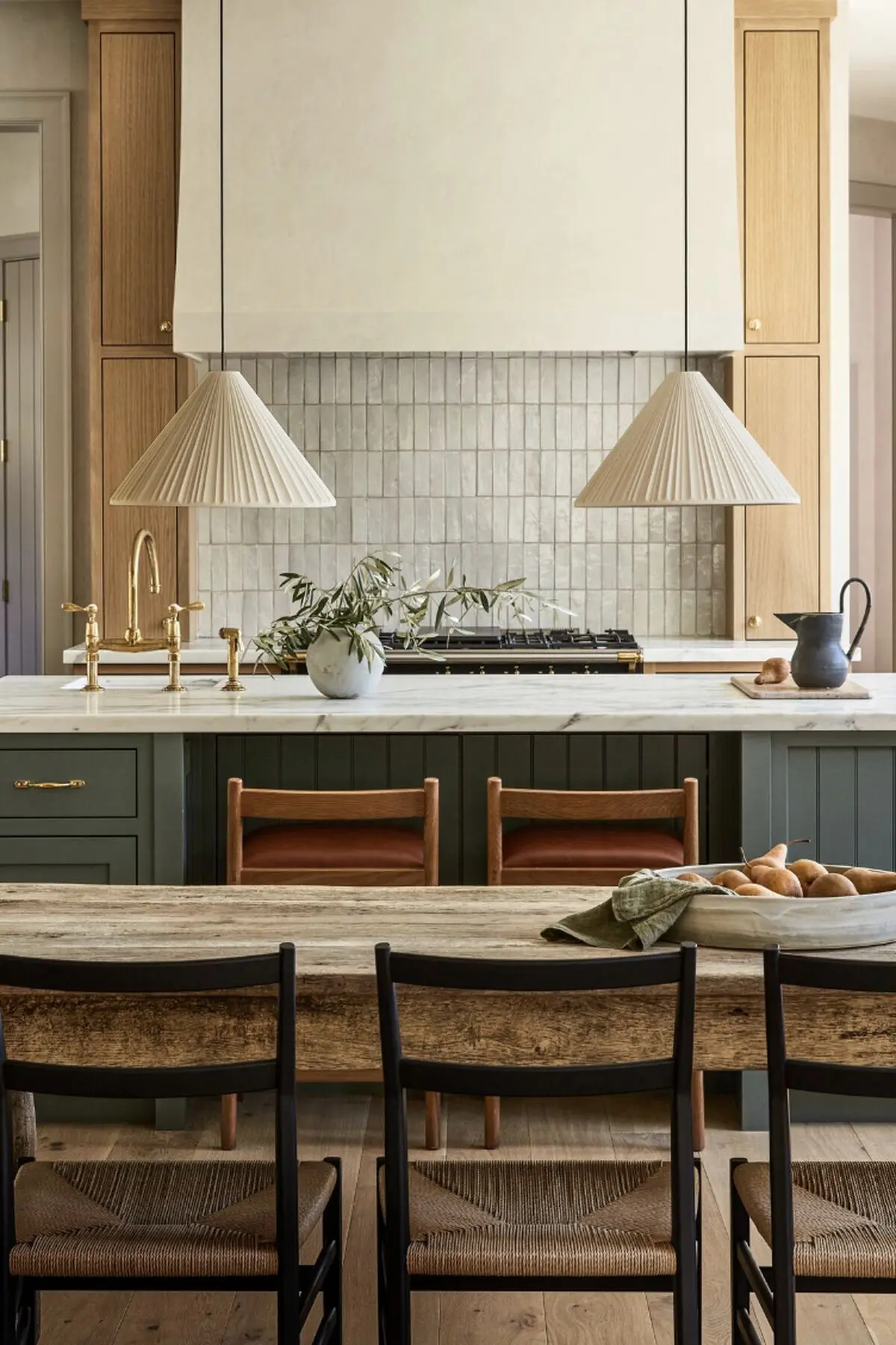 small-kitchen-ideas-neutral-1663124731