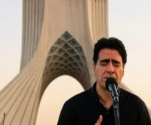 آواز اصیل؛ ذوق همایون شجریان برای کنسرت رایگانش دور میدان آزادی با موتور چرخید و خوند