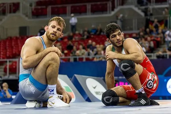 حسن یزدانی و دیوید تیلور