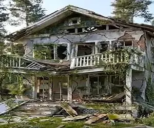 معماری خلاقانه؛ خونه داغون پرومکسه پاتوقه معتادا تعمیرش کردن شد عمارت آمیتا باچان