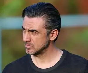 انفجار رحمتی علیه داوری؛ «این فوتبال نیست، زحمت گل‌گهر را به باد دادند»
