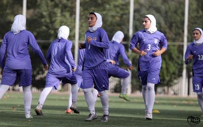(عکس) تمرین پر انرژی تیم ملی فوتبال زنان ایران