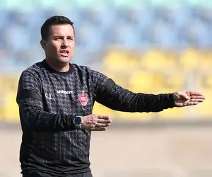 (عکس) اولین تصویر از اوسمار به عنوان سرمربی پرسپولیس